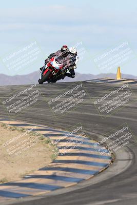 media/Nov-16-2025-Race Pace (Sun) [[8c5fa54630]]/Verified Riders/1-Turns 9 and 10 (925am)/